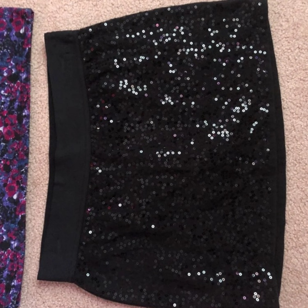 Mini Skirt Bundle - Picture 4 of 9